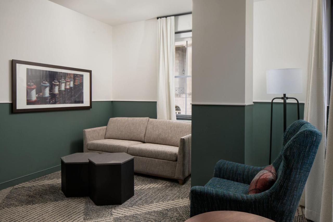 Hotel Forty Five, Macon, A Tribute Portfolio